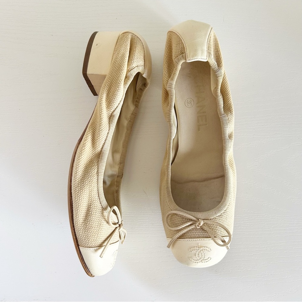Chanel Low Block Heel Pumps Beige Fabric CC Cap Toe Bow EU 36.5C US 6.5